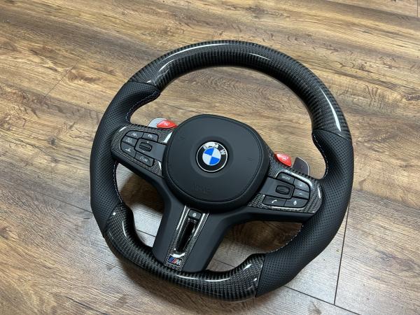 BMW G30 G31 M F90 M5 Carbon Lenkrad mit race display steering wheel